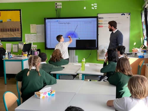 Ecran-interactif-tactile-en-pedagogie-tbi direct