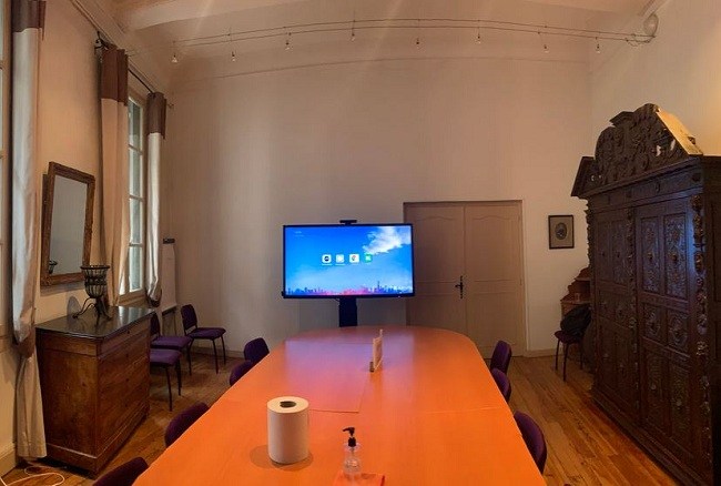 ecran interactif maison enfants paul rabaut