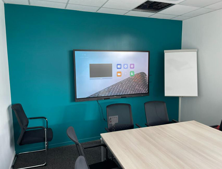 Installation écran Easypitch SPARK chez CMN